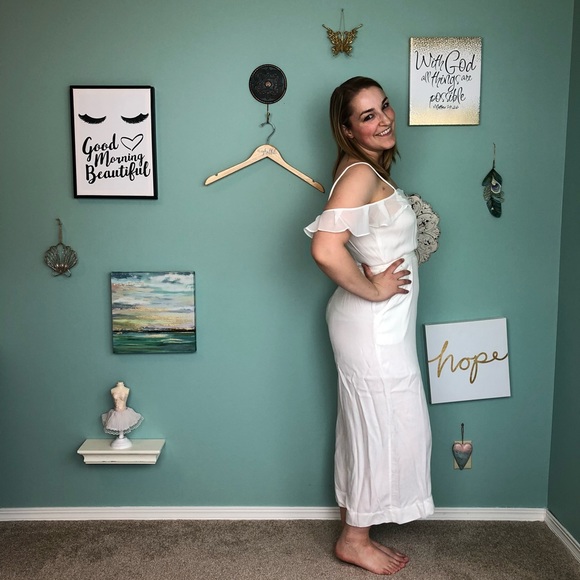 Wide Leg White Jumpsuit with Ruffle Sleeves B1 - Picture 4 of 8